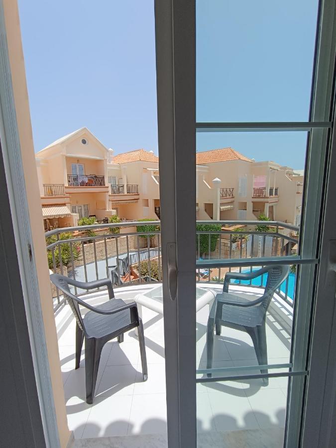 Sarah'S Apartment - Playa Fanabe Адехе Экстерьер фото